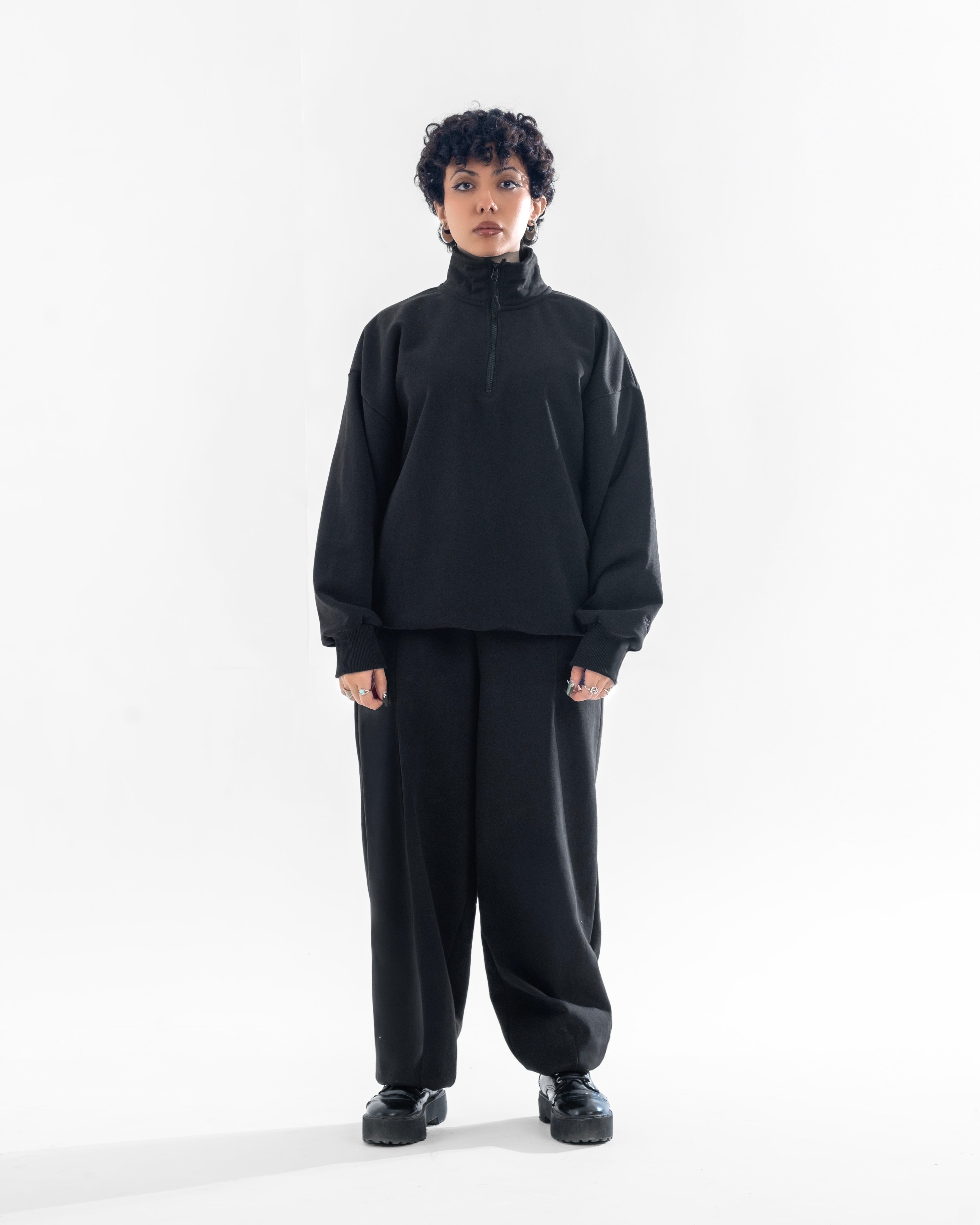 Oversized Mockneck Black