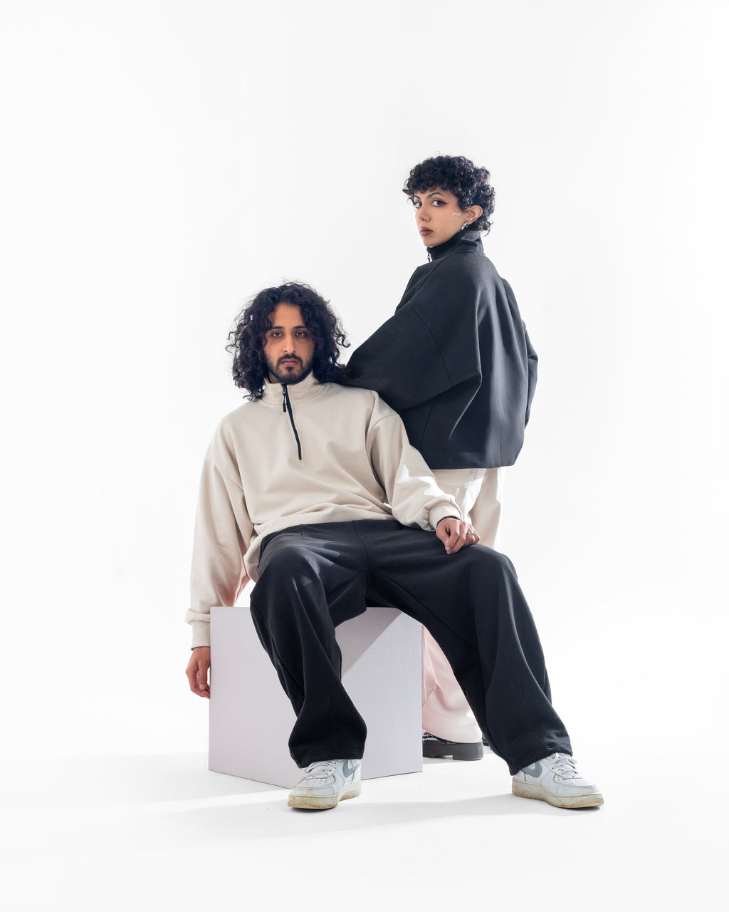 Oversized Mockneck Beige